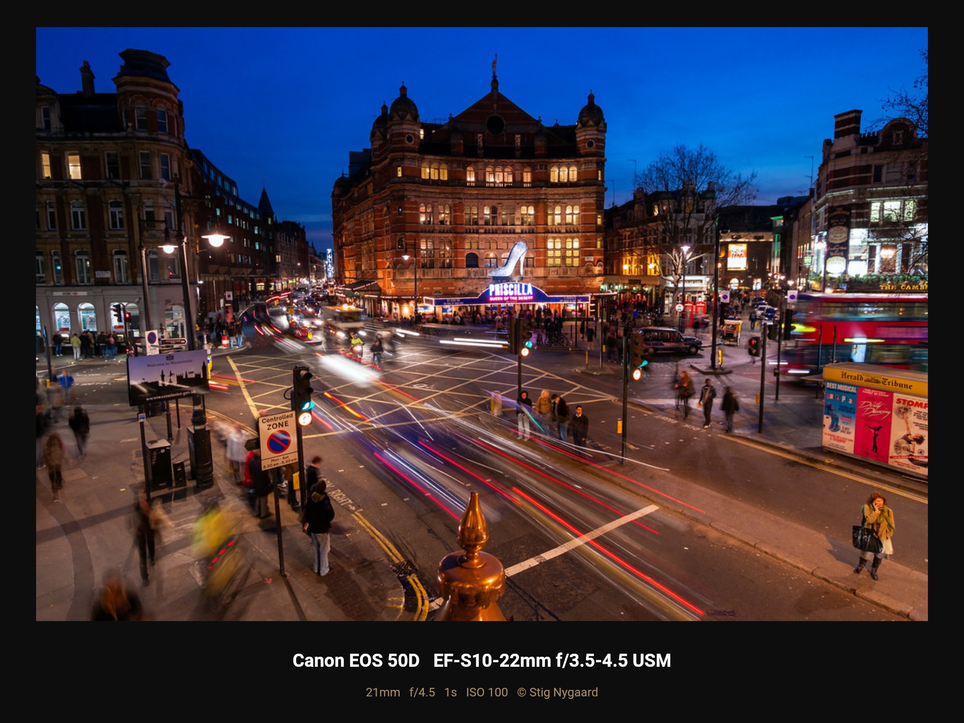 London night view - Gallery layout